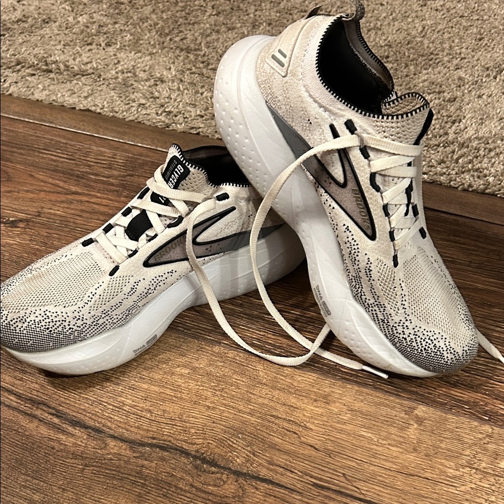 Brooks Glycerin 21 stealth fit Sneakers size 7